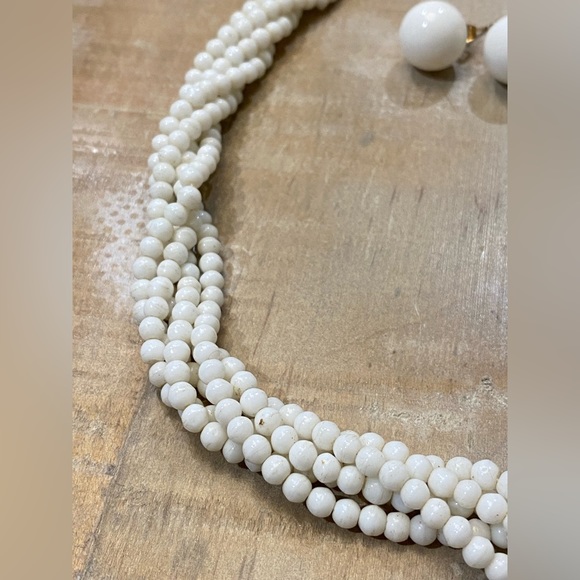 Vintage Jadeite 5 Strand twisted necklace 1950s - Picture 12 of 13